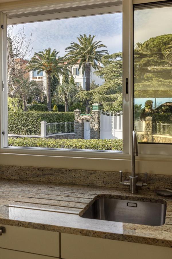 Villa Montfleuri, Vieille Ville A Pieds, Vue Mer, Piscine, 8 Pers Sainte-Maxime Ngoại thất bức ảnh